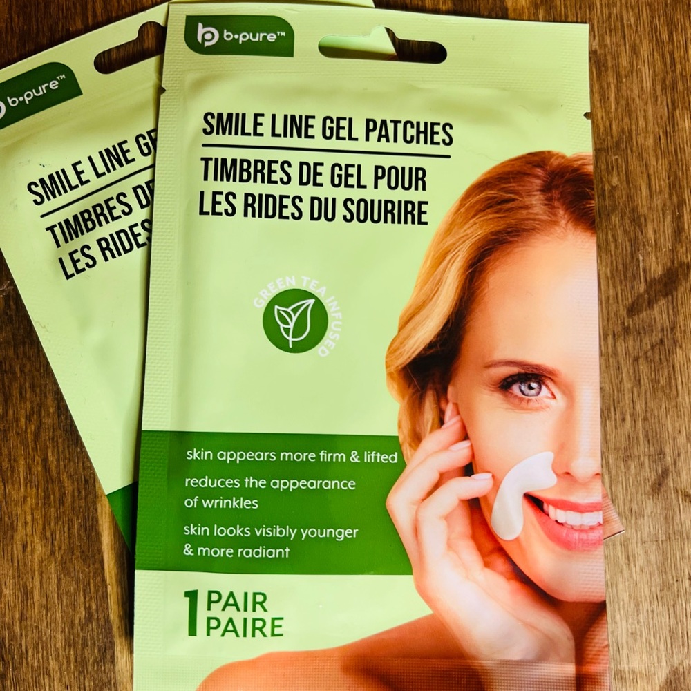 Green Tea Infused Smile Line Gel Patches
